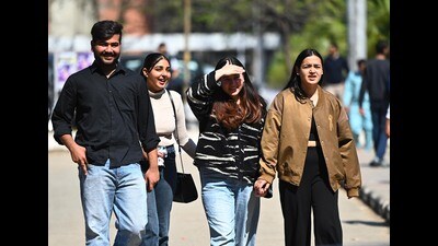Chandigarh’s day temperature, meanwhile, rose from 19.7°C on Tuesday to 22.7°C on Wednesday, but was still 2.4 degrees below normal. (Keshav Singh/HT)