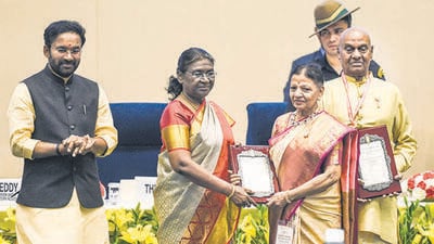 President Droupadi Murmu honours Kuchipudi exponents Raja and Radha Reddy during the Sangeet Natak Akademi awards ceremony, at Vigyan Bhawan on Wednesday, (HT Photo) President Droupadi Murmu honours Kuchipudi exponents Raja and Radha Reddy during the Sangeet Natak Akademi awards ceremony, at Vigyan Bhawan on Wednesday, (HT Photo)