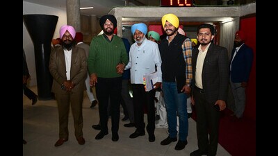 Punjab finance minister Harpal Singh Cheema along with cabinet ministers and MLAs during the Punjab budget session at Punjab Vidhan Sabha in Chandigarh on Wednesday. (Ravi Kumar/HT) Punjab finance minister Harpal Singh Cheema along with cabinet ministers and MLAs during the Punjab budget session at Punjab Vidhan Sabha in Chandigarh on Wednesday. (Ravi Kumar/HT)