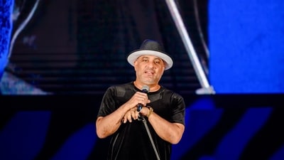 Russell Peters performed to a crowd of 2,500 people in Bengaluru Russell Peters performed to a crowd of 2,500 people in Bengaluru