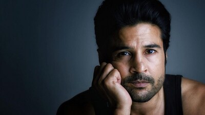Rajeev Khandelwal will be seen in Showtime. Rajeev Khandelwal will be seen in Showtime.