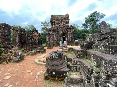 Some of the temples were heavily damaged by the American bombing during the Vietnam War but have now been gracefully restored to their original glory (Sandip Hor) Some of the temples were heavily damaged by the American bombing during the Vietnam War but have now been gracefully restored to their original glory (Sandip Hor)