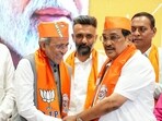 Gandhinagar, March 05 (ANI): Former Congress leader from Gujarat, Arjun Modhwadia being congratulated by BJP chief CR Paatil after joining the party, in Gandhinagar on Tuesday. (ANI Photo) Gandhinagar, March 05 (ANI): Former Congress leader from Gujarat, Arjun Modhwadia being congratulated by BJP chief CR Paatil after joining the party, in Gandhinagar on Tuesday. (ANI Photo)
