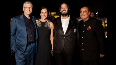 Bill Gates alongside his girlfriend Paula Hurd, Anant Ambani and Mukesh Ambani. (Instagram/BillGates) Bill Gates alongside his girlfriend Paula Hurd, Anant Ambani and Mukesh Ambani. (Instagram/BillGates)