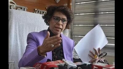 The chairperson of the Haryana State Women’s Commission, Renu Bhatia on Thursday said that women need to be empowered rather than seeking sympathy of others. (HT File)