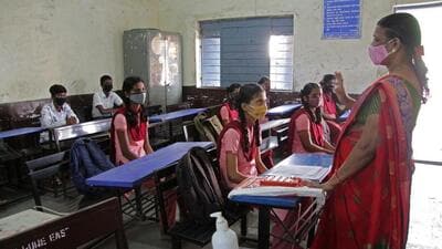 The state school department recently amended the RTE Act according to which, RTE admission will not be given to an unsubsidised English medium school if there is a government or subsidised school within an area of one kilometre. (REPRESENTATIVE PHOTO)