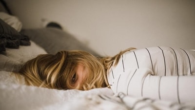 We may experience a sense of crippling anxiety and fear. This feeling of uneasiness is often accompanied by racing thoughts and overthinking. (Unsplash) We may experience a sense of crippling anxiety and fear. This feeling of uneasiness is often accompanied by racing thoughts and overthinking. (Unsplash)