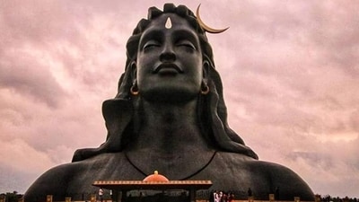 In many places, Rudra Abhishek Puja is done on Maha Shivratri. (Isha.Foundation/Instagram) In many places, Rudra Abhishek Puja is done on Maha Shivratri. (Isha.Foundation/Instagram)