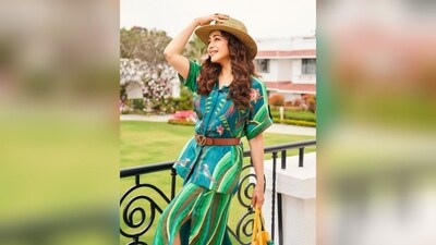 Assisted by celebrity fashion stylist Mohit Rai, Madhuri accessorised her look with a sleek brown belt adding a pop of colour, a trendy beige bucket bag, a brown hat and a pair of leather boots for a chic look. (Instagram/@madhuridixitnene) Assisted by celebrity fashion stylist Mohit Rai, Madhuri accessorised her look with a sleek brown belt adding a pop of colour, a trendy beige bucket bag, a brown hat and a pair of leather boots for a chic look. (Instagram/@madhuridixitnene)