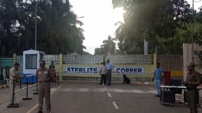Police outside a copper smelter controlled by London-listed Vedanta Resources in Thoothukudi in Tamil Nadu. (Reuters Photo) Police outside a copper smelter controlled by London-listed Vedanta Resources in Thoothukudi in Tamil Nadu. (Reuters Photo)