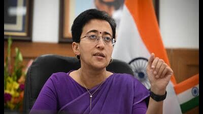Delhi water minister Atishi in a letter on Friday directed chief secretary Naresh Kumar to ensure that problems due to overflow of sewage, contamination of water and leakage are resolved. (Sanchit Khanna/ HT Photo)