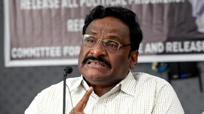 Dr. GN Saibaba during an interaction with the media at HKS Surjeet Bhawan, Near ITO in New Delhi. (Vipin Kumar/HT Photo) Dr. GN Saibaba during an interaction with the media at HKS Surjeet Bhawan, Near ITO in New Delhi. (Vipin Kumar/HT Photo)