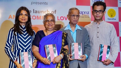 Bengaluru: Infosys co-founder N.R. Narayana Murthy with wife Sudha Murty, daughter Akshata Murty and son Rohan Murty during the launch of the book 'An Uncommon Love' by author Chitra Banerjee Divakaruni, in Bengaluru last month. (PTI)