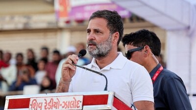 Congress leader Rahul Gandhi in Gujarat's Jhalod town. (Reuters)