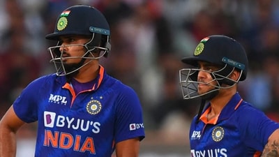 Shreyas Iyer and Ishan Kishan have both been removed from BCCI's annual retainership Shreyas Iyer and Ishan Kishan have both been removed from BCCI's annual retainership