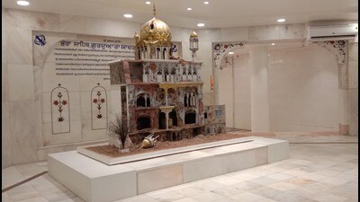 The gallery has been set up by Sikh seminary Damdami Taksal in the basement of the Operation Bluestar memorial or ‘Shaheedi Yaadgar’ established in 2013 in the form of small gurdwara amid a row over putting up the picture of slain militant leader Jarnail Singh Bhindranwale, who was killed during the operation carried out by the army to flush out the militants from the Golden Temple in June 1984. (Sameer Sehgal/HT) The gallery has been set up by Sikh seminary Damdami Taksal in the basement of the Operation Bluestar memorial or ‘Shaheedi Yaadgar’ established in 2013 in the form of small gurdwara amid a row over putting up the picture of slain militant leader Jarnail Singh Bhindranwale, who was killed during the operation carried out by the army to flush out the militants from the Golden Temple in June 1984. (Sameer Sehgal/HT)