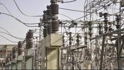 The locals of Haibowal area reported enduring power cuts lasting from noon till 6:30 to 7 pm for the past three to four days. (HT File Photo for reference)