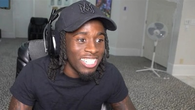 Kai Cenat has sparked controversy again. Image Credit: Twitch)