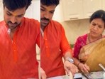 Upasana shared a video of Ram Charan showing off his cooking skills Upasana shared a video of Ram Charan showing off his cooking skills