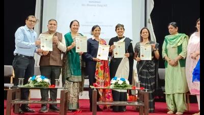 Dignitaries releasing the newsletter at Government College of Education during the eve of International Women’s Day. (HT PHOTO)