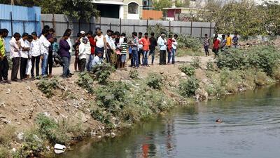 Fire brigade received a distress call at around 11:50 am. Immediately a team rushed to the spot and initiated a search operation and recovered body at around 2pm. (REPRESENTATIVE PHOTO)