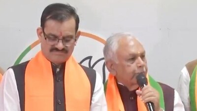 Big jolt to INDIA bloc, ex-union minister among 4 quit Congress, join BJP Big jolt to INDIA bloc, ex-union minister among 4 quit Congress, join BJP