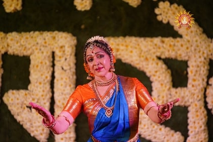 Actor-dancer and Member of Parliament Hema Malini performing at Shri Ram Temple, Ayodhya (Shri Ram Janmbhoomi Teerth Kshetra) Actor-dancer and Member of Parliament Hema Malini performing at Shri Ram Temple, Ayodhya (Shri Ram Janmbhoomi Teerth Kshetra)