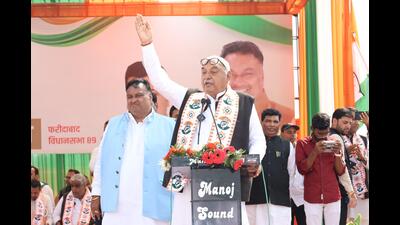 Leader of Opposition and former chief minister Bhupinder Singh Hooda addressing a rally on Sunday. (HT photo) Leader of Opposition and former chief minister Bhupinder Singh Hooda addressing a rally on Sunday. (HT photo)