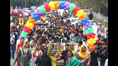 Members of LGBTQIA+ community during Pride march from Panjab University to Sector 17 in Chandigarh. (HT) Members of LGBTQIA+ community during Pride march from Panjab University to Sector 17 in Chandigarh. (HT)