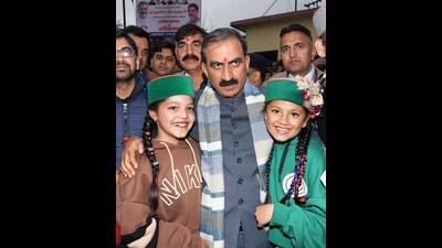 Solan, Mar 10 (ANI): Himachal Pradesh Chief Minister Sukhvinder Singh Sukhu poses for a picture with children during his visit to Darlaghat, in Solan on Sunday. (ANI Photo) (ANI Picture Service) Solan, Mar 10 (ANI): Himachal Pradesh Chief Minister Sukhvinder Singh Sukhu poses for a picture with children during his visit to Darlaghat, in Solan on Sunday. (ANI Photo) (ANI Picture Service)