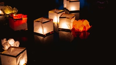 DIY Ramadan Lanterns: Craft intricate lanterns using simple materials like paper, cardboard, and LED lights to add a touch of elegance and tradition to your home decor.&nbsp; (Unsplash)