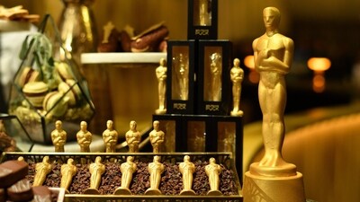 Golden chocolate Oscars are displayed during the 96th Oscars Governors Ball preview at the Ray Dolby Ballroom. (AFP) Golden chocolate Oscars are displayed during the 96th Oscars Governors Ball preview at the Ray Dolby Ballroom. (AFP)
