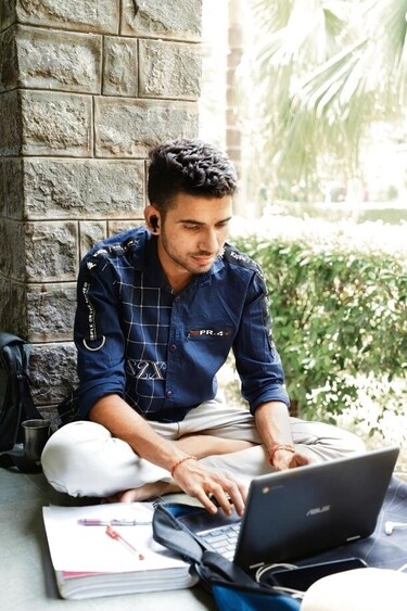 Currently, students have to rely on mobile hotspots and dongles for internet access to complete their assignments. (Photo: Shantanu Bhattacharya/HT (Photo for representational purposes))) Currently, students have to rely on mobile hotspots and dongles for internet access to complete their assignments. (Photo: Shantanu Bhattacharya/HT (Photo for representational purposes)))