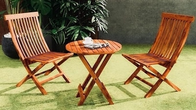 Garden chairs uplift the overall look of your garden or lawn. Garden chairs uplift the overall look of your garden or lawn.