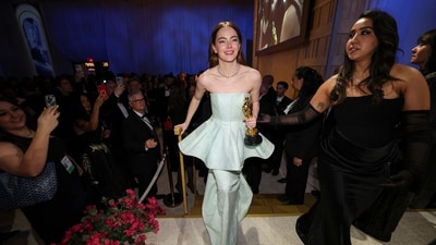Emma Stone poses with the Oscar for Best Actress for Poor Things. This was Emma's fifth nomination and second win after lifting Best Actress trophy for La La Land. (REUTERS)