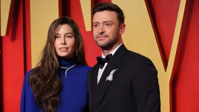 Justin Timberlake and Jessica Biel arrive at the Vanity Fair Oscar party. This is a rare appearance for them since his controversy with ex-Britney Spears raged all over social media the last few months. (REUTERS)