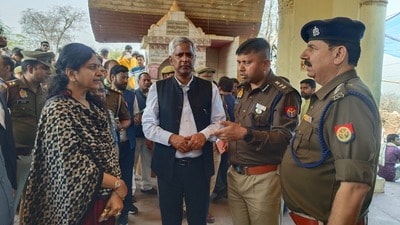 Commissioner Agra Division Ritu Maheshwari, district magistrate Mathura Shailendra Kumar Singh and SSP Mathura Shailesh Pandey review preparations for Lathamaar Holi in Barsana. (HT Photo)
