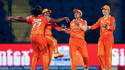 Gujarat Giants beat UP Warriorz by 8 runs on Monday. Gujarat Giants beat UP Warriorz by 8 runs on Monday.