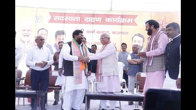 Haryana chief minister Manohar Lal Khattar at a membership joining event in Karnal. (HT Photo)