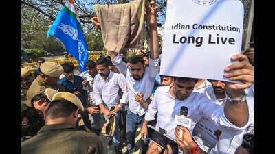 NSUI members stage a protest against BJP MP Anantkumar Hegde's call for changes in the Constitution, in New Delhi on Monday. (Raj K Raj/Hindustan Times) NSUI members stage a protest against BJP MP Anantkumar Hegde's call for changes in the Constitution, in New Delhi on Monday. (Raj K Raj/Hindustan Times)