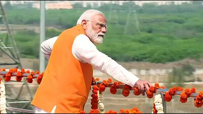 Prime Minister Narendra Modi inspects the Dwarka Expressway in Gurugram on Monday. (ANI) Prime Minister Narendra Modi inspects the Dwarka Expressway in Gurugram on Monday. (ANI)