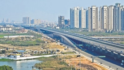 Dwarka Expressway has of late emerged as a major residential hub in Gurugram and going forward it is expected to witness the launch of commercial and retail projects, as well as high-quality residential properties. (Vipin Kumar/HT photo) Dwarka Expressway has of late emerged as a major residential hub in Gurugram and going forward it is expected to witness the launch of commercial and retail projects, as well as high-quality residential properties. (Vipin Kumar/HT photo)