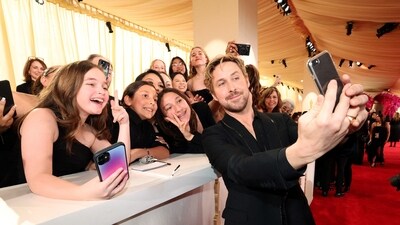 Ryan ‘Ken’ Gosling indulges in some selfies with fan on the red carpet. Ryan performed I'm Just Ken on the Oscars stage and was nominated in Best Supporting Actor category. He lost to Robert Downey Jr. 