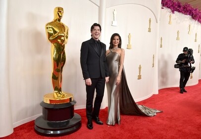 John Mulaney, left, and Olivia Munn arrive at the Oscars on Sunday, March 10, 2024, at the Dolby Theatre in Los Angeles. (Richard Shotwell/Invision/AP) John Mulaney, left, and Olivia Munn arrive at the Oscars on Sunday, March 10, 2024, at the Dolby Theatre in Los Angeles. (Richard Shotwell/Invision/AP)