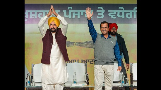 Punjab CM Bhagwant Mann and Delhi CM Arvind Kejriwal during a rally in Mohali on Monday. (PTI)