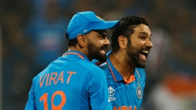 Virat Kohli (L) and Rohit Sharma (Reuters)