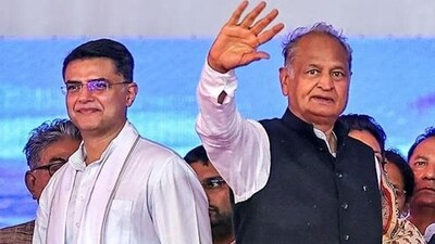 Former Rajasthan chief minister Ashok Gehlot and Congress leader Sachin Pilot. (PTI) Former Rajasthan chief minister Ashok Gehlot and Congress leader Sachin Pilot. (PTI)