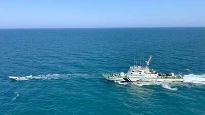 Coast Guard ship chasing the boat (Image: Indian Coast Guard)