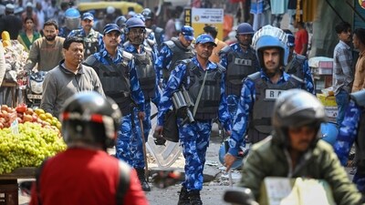 Security personnel conduct a flag march in Shaheen Bagh, in New Delhi, on Tuesday. (Raj K Raj/HT Photo) Security personnel conduct a flag march in Shaheen Bagh, in New Delhi, on Tuesday. (Raj K Raj/HT Photo)