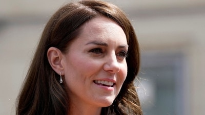 Why was Kate Middleton not wearing wedding ring in edited Mother's Day photo? (Kin Cheung/Pool via REUTERS/File Photo) Why was Kate Middleton not wearing wedding ring in edited Mother's Day photo? (Kin Cheung/Pool via REUTERS/File Photo)